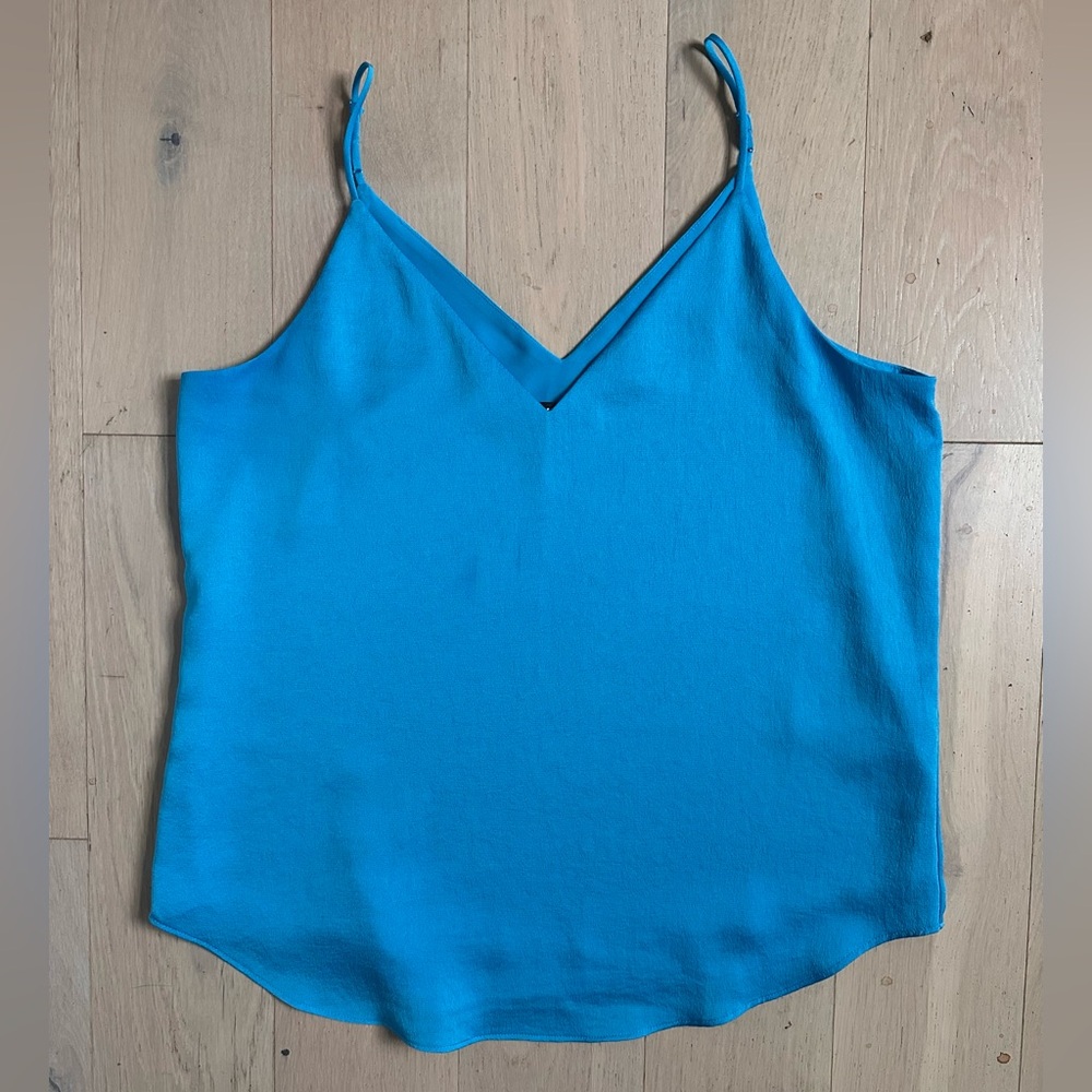Express Tank Top - Picture 2 of 3